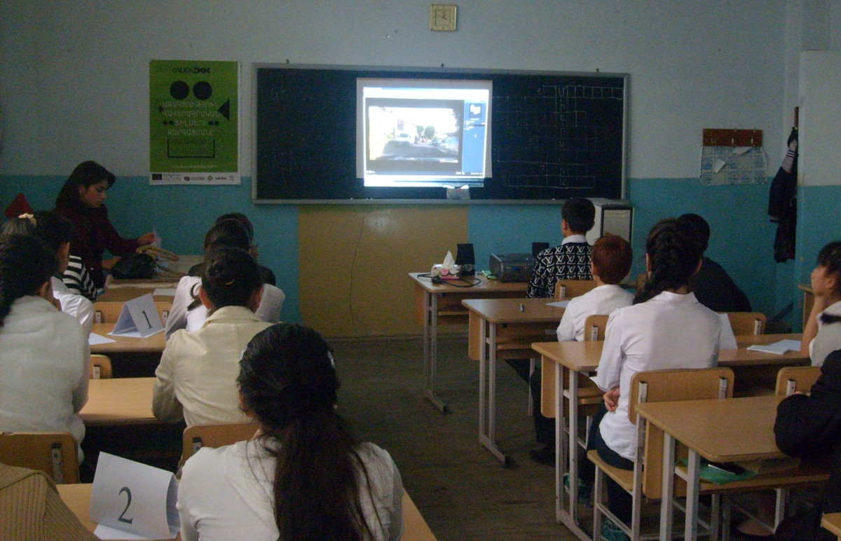 Ուսուցում վավերագրական ֆիլմերի միջոցով. CAUCADOC