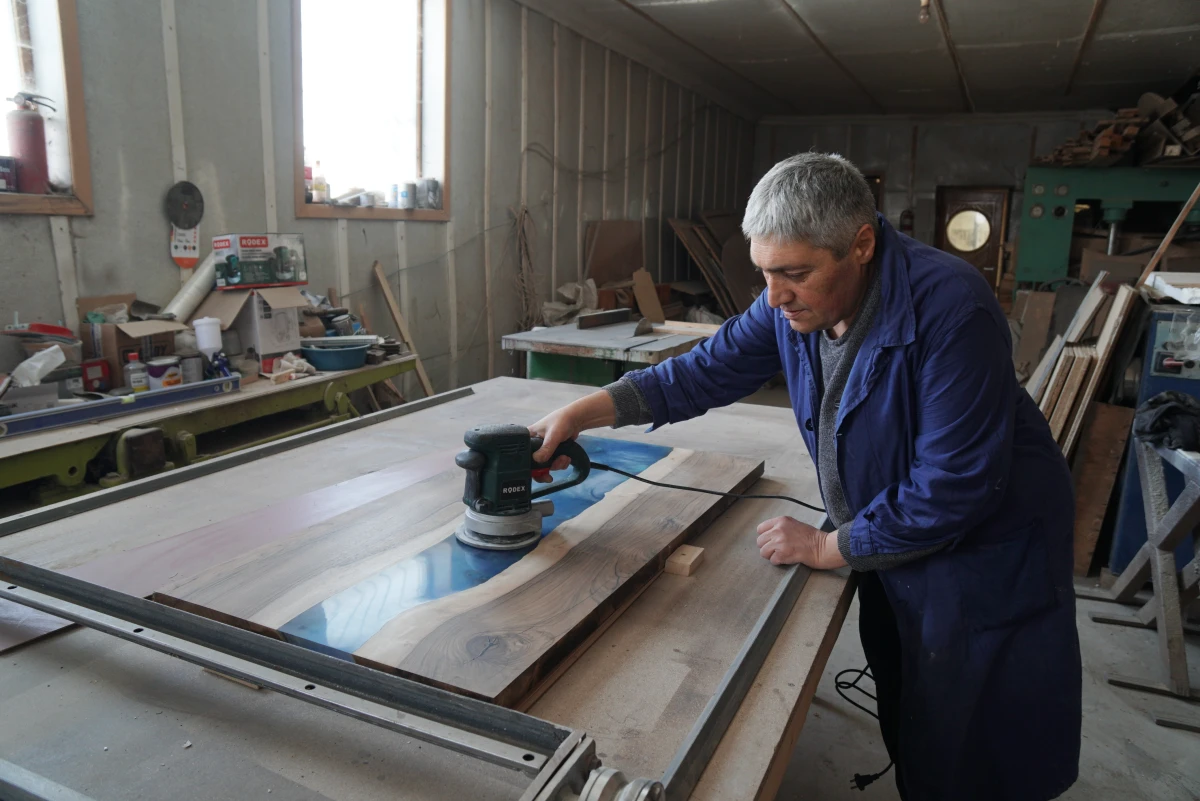 Օգնում ենք վերաինտեգրվել կամավոր հայրենիք վերադարձածներին