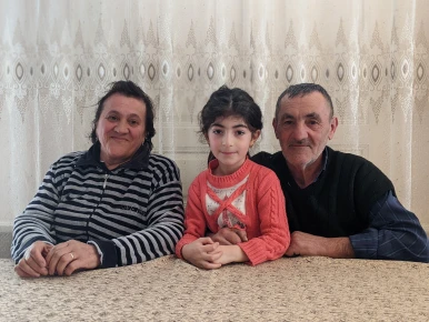 Immediate support to the vulnerable population in Armenia; while focusing on displaced people, hosting families, and vulnerable individuals who stayed in their villages during the conflict. As a result of a new wave of attacks on the sovereign territory of Armenia in September 2022, 7,600 individuals have been displaced from the regions of Gegharkunik, Vayots Dzor, and Syunik.