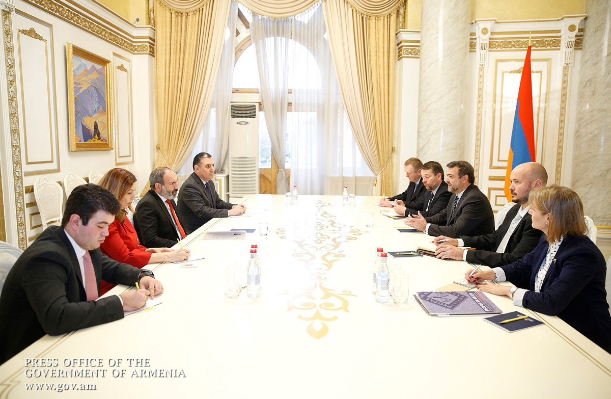 PM receives Czech Ambassador to Armenia and People in Need NGO Executive Director