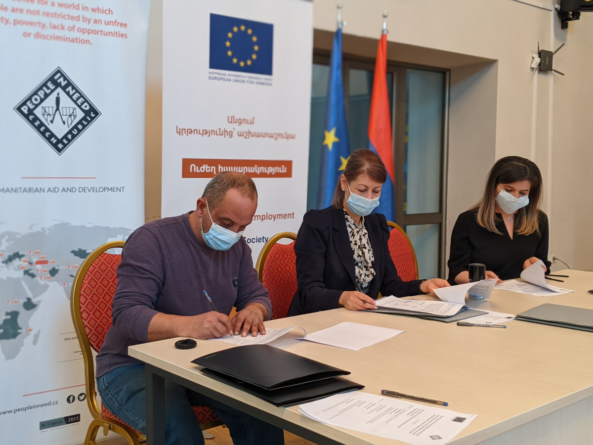 Memorandum of Understanding (MOU) signed between PIN, TVET Institutions and Employers of Shirak Region